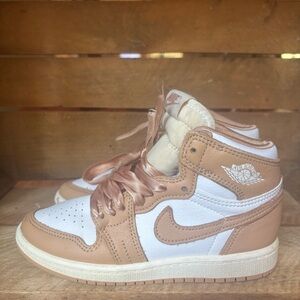 Nike Air Jordan 1 Retro High OG Praline FN6621-201 Size 13C